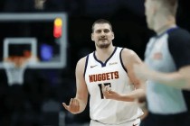 NBA常规赛：掘金VS凯尔特人