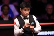 【2025英国公开赛】赵心童状态平平，4-3险胜晋级，张安达绝杀琼斯...吴宜泽、肖国栋晋级...