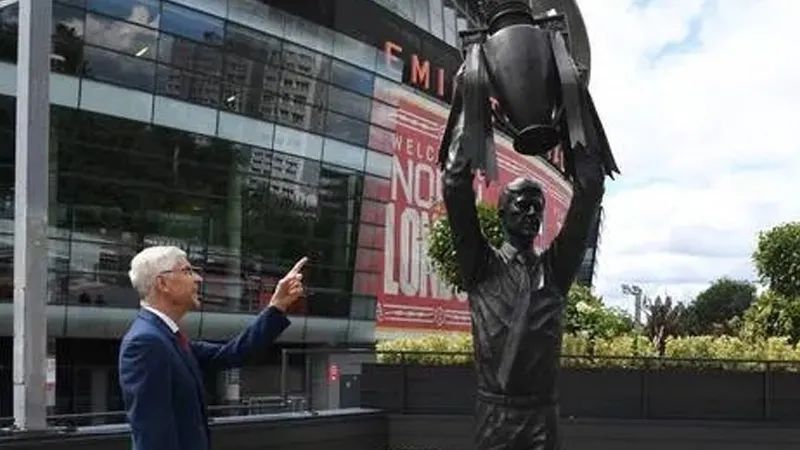 反转！两个相反结果，阿森纳丢失冠军主动权，利物浦全力冲击欧冠  第5张