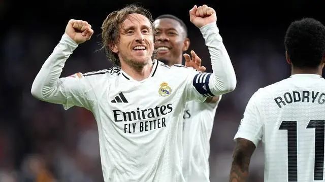皇马2-0，毕巴7-1，西甲积分榜：前三仅差1分，冠军争夺激烈  第1张