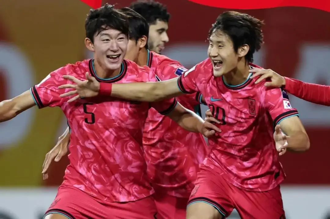 2-0! 3-2!亚洲杯疯狂一夜比日韩双双被淘汰，中国队只输冠亚军!  第3张