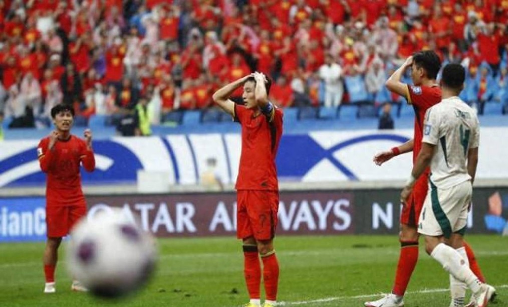 0-1！国足恐被双杀，伊万用人遭质疑，输球=出局，世界杯悬了  第3张