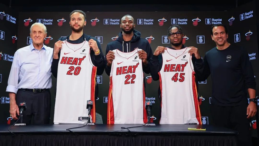 炸裂输出！42+3+5！苦等四年！天才状元回来了  第8张