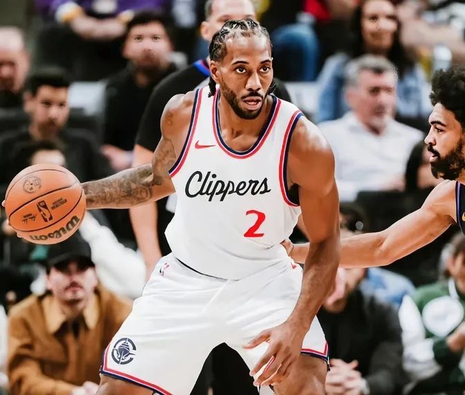 NBA常规赛：快船双杀独行侠升至第七！哈登29 14 7，祖巴茨11中11  第5张