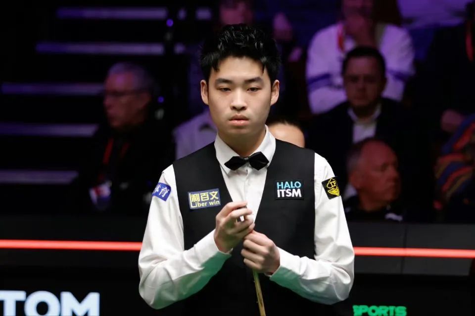 斯诺克世锦赛16强出炉！中国球员收获新喜讯：塞尔比意外10-8被淘汰  第3张
