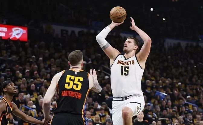 NBA季后赛：戈登三分绝杀雷霆总分1-0 约基奇轰42+22亚历山大33分  第2张