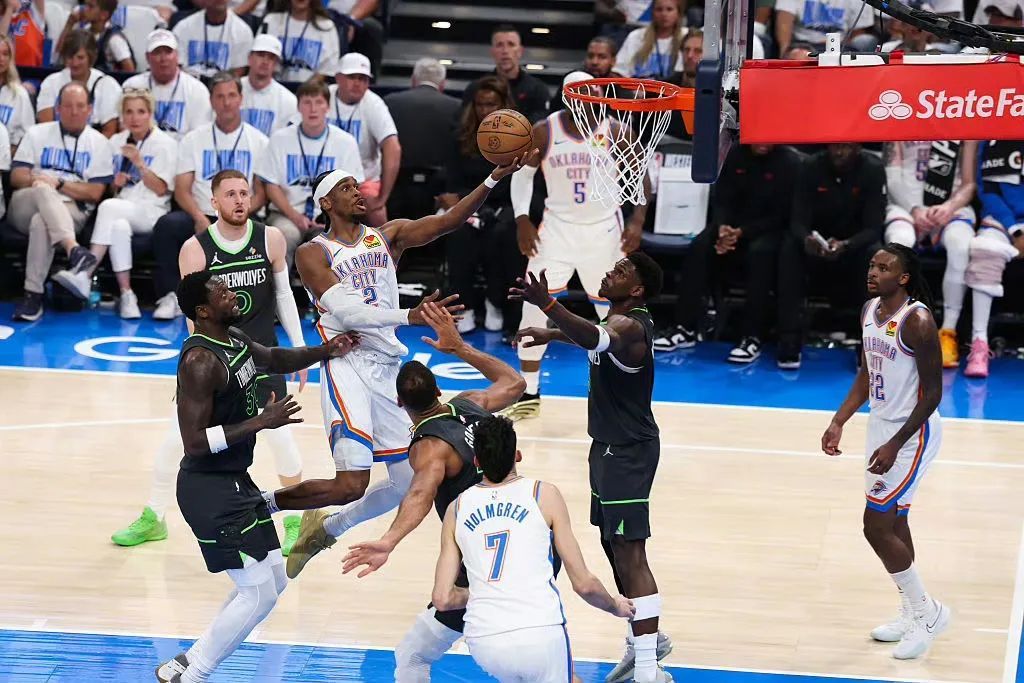 西决1-0！狂投51次三分！31+5+9！MVP真能罚  第10张