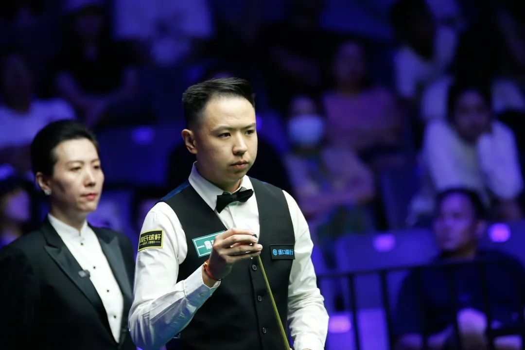 5-2！1-5！中国斯诺克1胜1负，武汉赛4强决出2人，肖国栋继续卫冕之旅  第1张