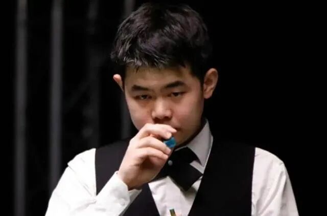 4-1!4-2!中国斯诺克两人晋级,世界冠军退赛,top16名将连胜4局横扫 第1张 4-1!4-2!中国斯诺克两人晋级,世界冠军退赛,top16名将连胜4局横扫 第1张