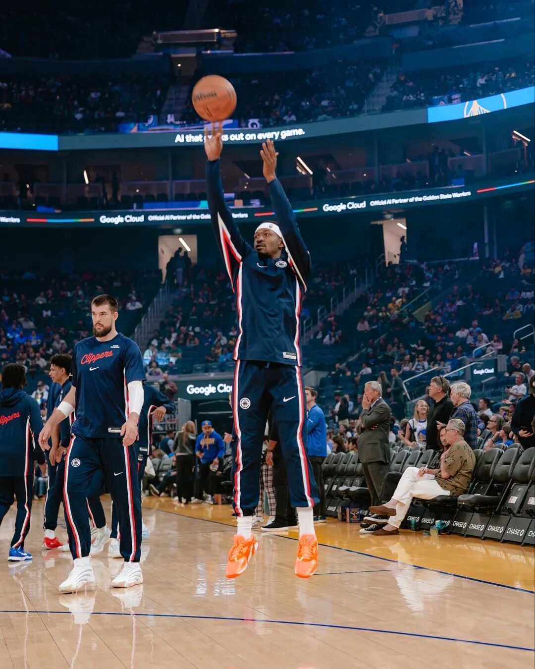 比尔复出！快船106-103险胜勇士，3胜1负结束季前赛！  第3张