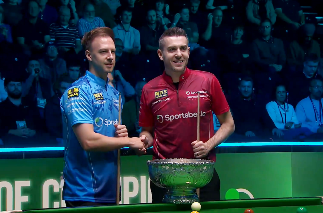 【冠中冠】塞尔比用火力摧毁特鲁姆普，10-5击败小特，职业生涯首次登顶冠中冠...  第2张