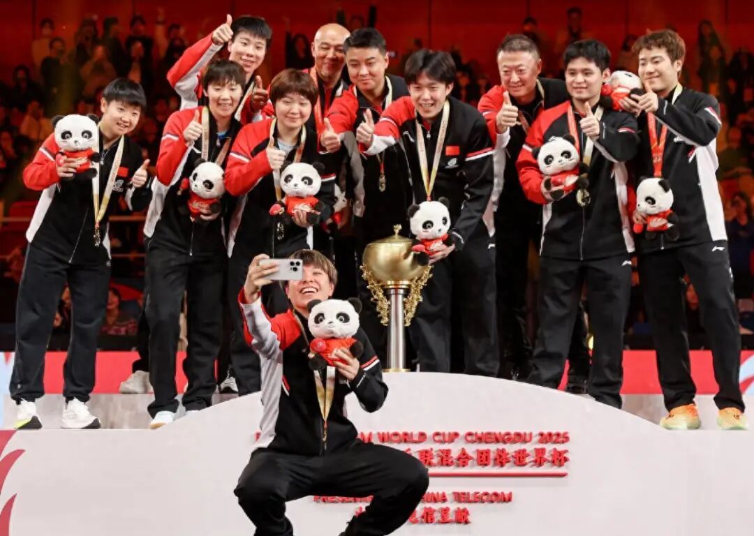 国乒新增一位世界冠军!排名仅104位,世界杯出场一次0-3惨败 第5张 国乒新增一位世界冠军!排名仅104位,世界杯出场一次0-3惨败 第5张