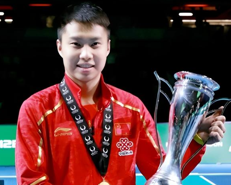 国乒新增一位世界冠军!排名仅104位,世界杯出场一次0-3惨败 第6张 国乒新增一位世界冠军!排名仅104位,世界杯出场一次0-3惨败 第6张