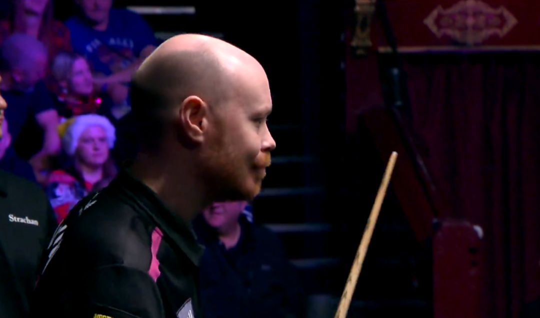 元老赛冠军伯顿,决赛击败宾汉姆,登顶单局限时赛,30年职业圆梦排名赛冠军 第3张 元老赛冠军伯顿,决赛击败宾汉姆,登顶单局限时赛,30年职业圆梦排名赛冠军 第3张